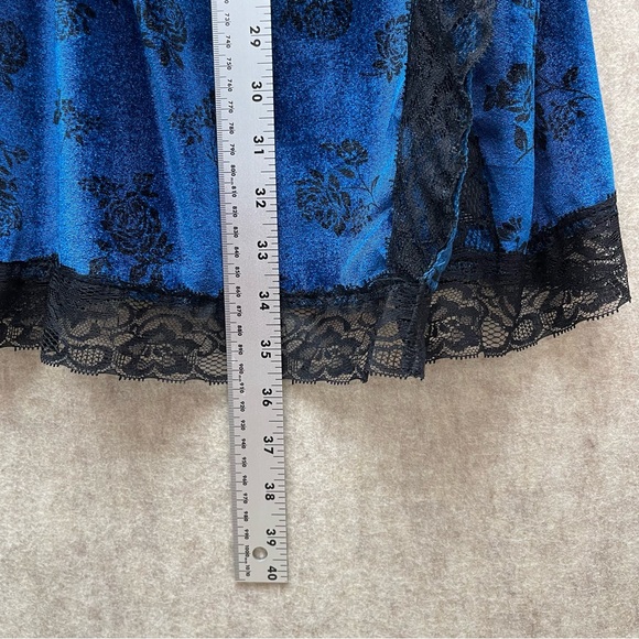 Women's Velvet Mini Slip Dress with Lace XL Juniors - Picture 8 of 8